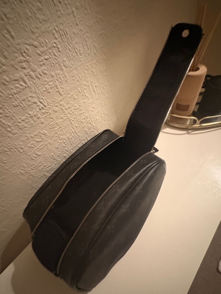 Louis Vuitton dopp bag 