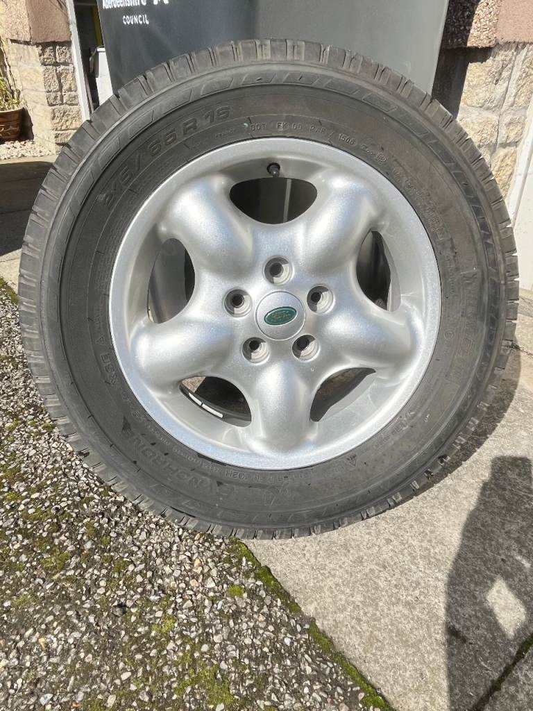 Freelander Mk1 16" Wheel and Tyre.