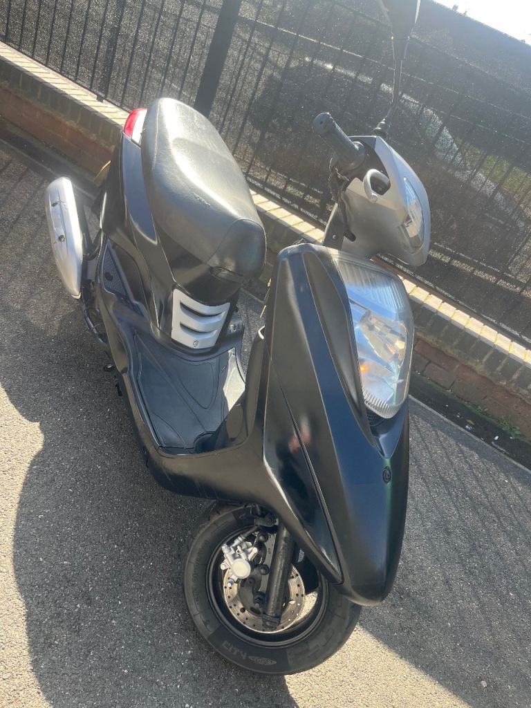 Yamaha, VITY, 2014, 125 (cc)