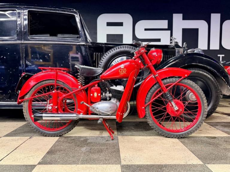 1952 BSA BANTAM D1 // 125cc // Dispatch Post Bike // px swap  MOTORCYCLE Petrol Automatic
