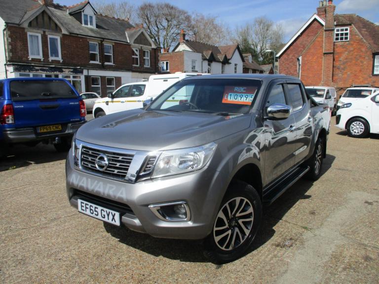 2016 Nissan Navara Double Cab Pick Up Acenta 2.3dCi 160 4WD PICK UP Diesel Manual