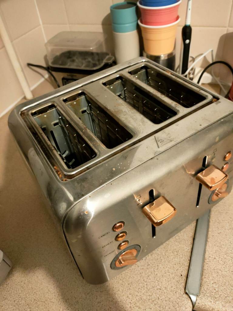 4 Slice Toaster