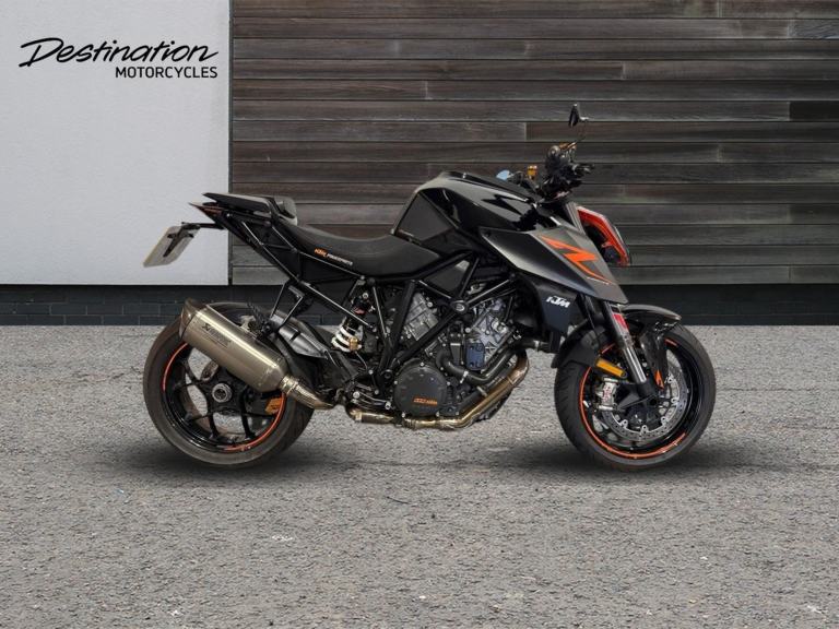 2017 KTM 1290 SUPERDUKE R 17 Petrol black Manual