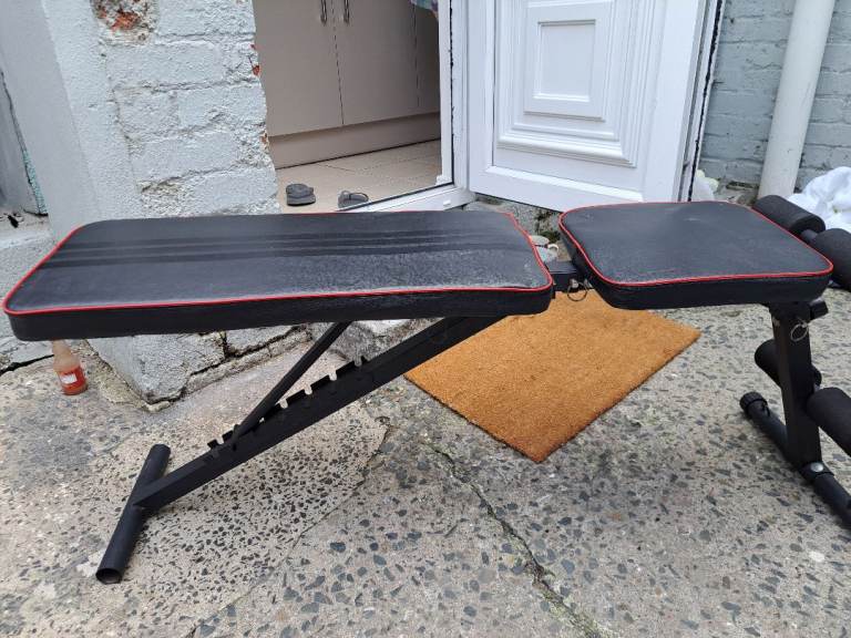 Adjustable Incline Weight Bench – Black with Red Trim