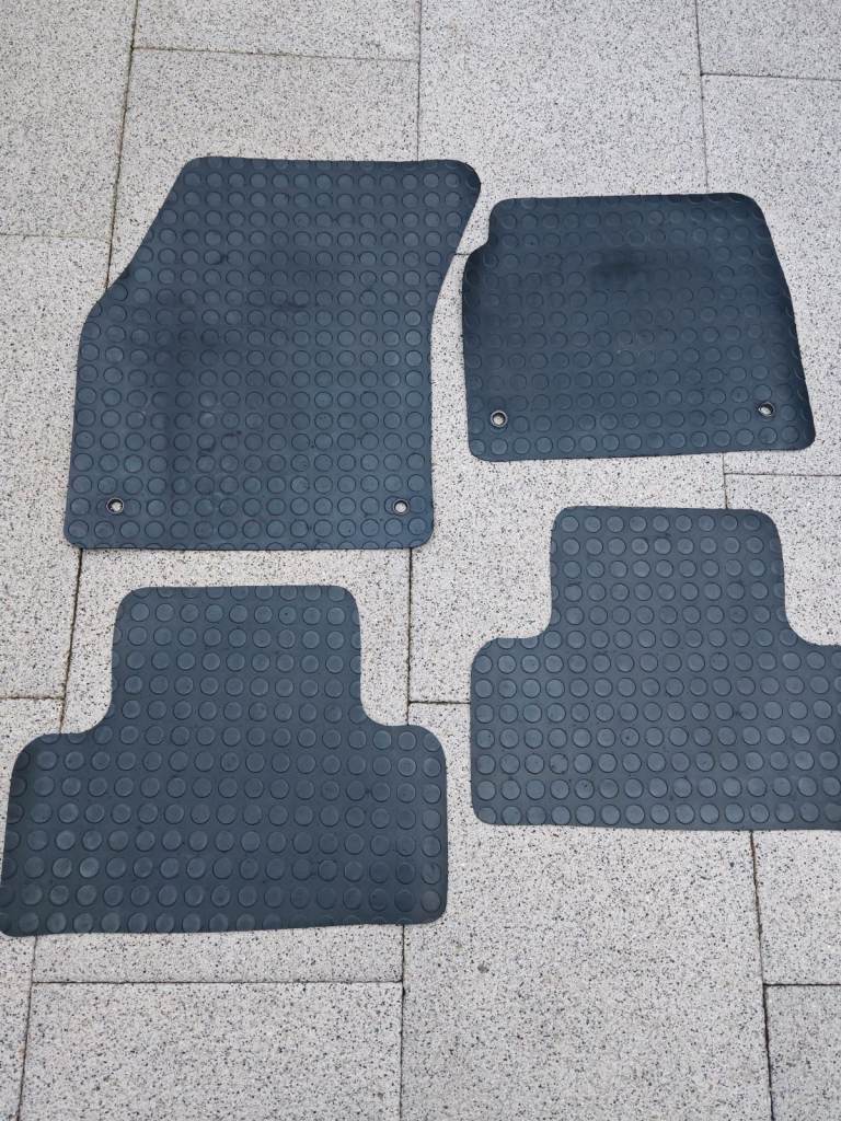 Range rover evoque car mats 
