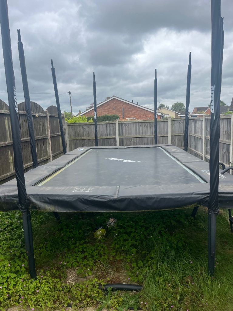 Acom trampoline 