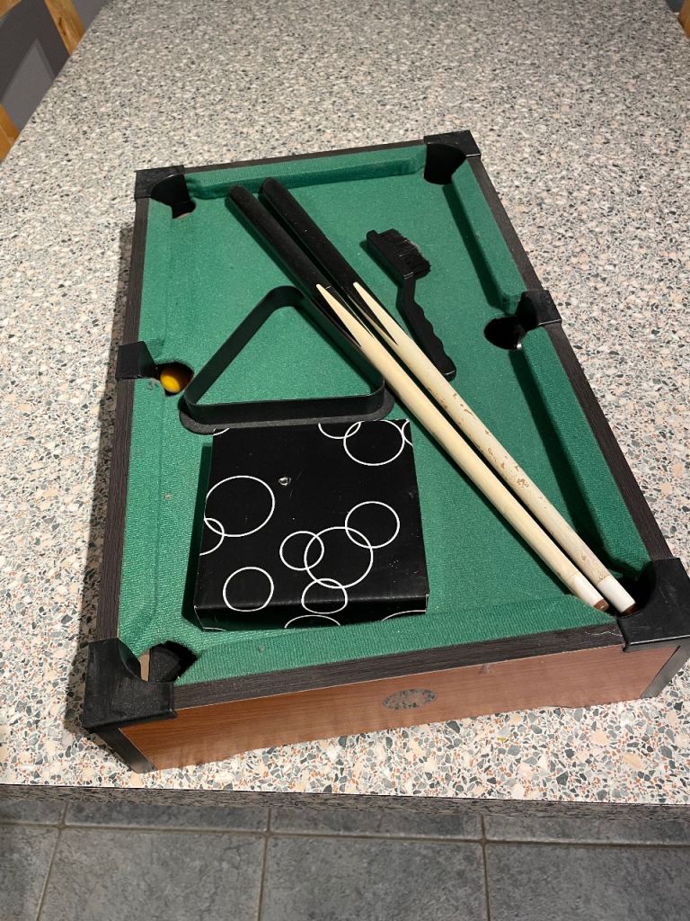 Mini snooker game 