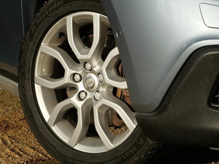 2016 Volvo V40 Cross Country 2.0 T5 Pro Hatchback 5dr Petrol Auto AWD Euro 6 (s/s) (245 ps) Hatch...