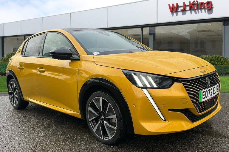  Peugeot E 208 50kwh Gt Premium Hatchback 5dr Electric Auto 7kw Charger 136 Ps