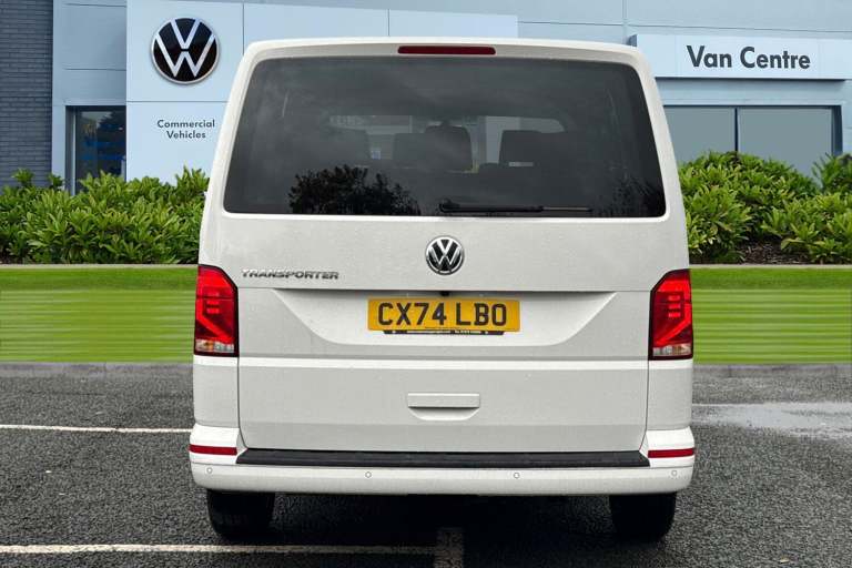 2024 Volkswagen Transporter 2.0 TDI 150 Highline Kombi Van WINDOW VAN DIESEL Manual