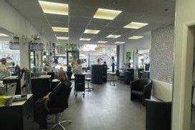 2 Broadway Elm Park, Hornchurch, RM12 4RS