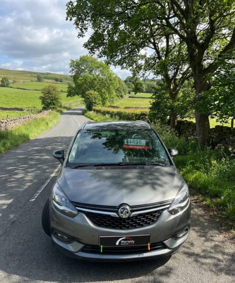 2016 Vauxhall Zafira Tourer 1.4 SRI 5DR Manual MPV Petrol Manual