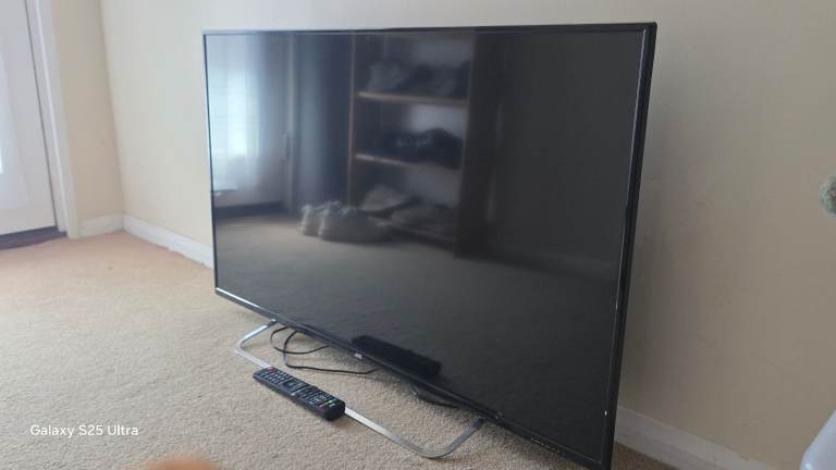 JVC 48" Full HD LED TV – Freeview HD – Excellent Working Order