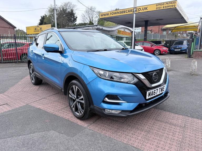 2017 Nissan Qashqai 1.2 DiG-T N-Connecta 5dr Xtronic HATCHBACK PETROL Automatic