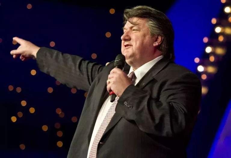 COMEDY NIGHT