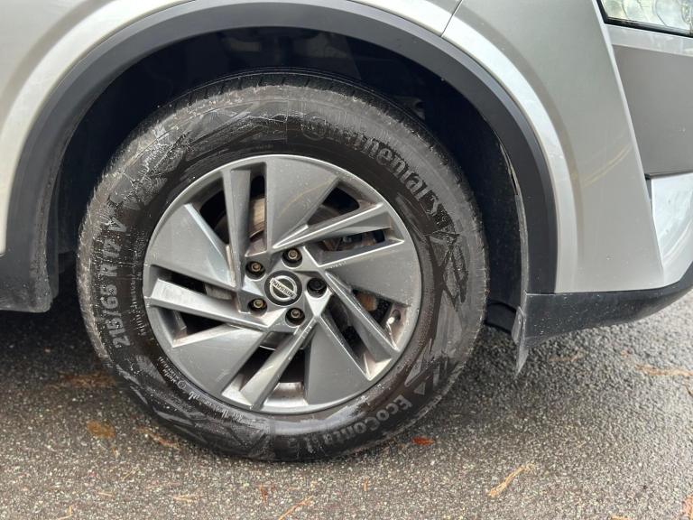 2022 Nissan Qashqai 1.3 DIG-T MHEV Acenta Premium XTRON Euro 6 (s/s) 5dr HATCHBACK Petrol/Electri...