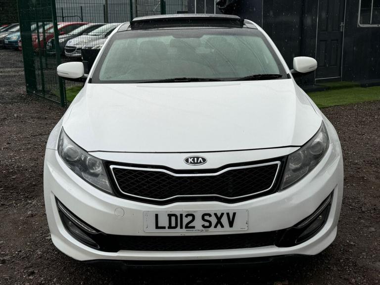 2012 Kia Optima 1.7 CRDi 2 Luxe 4dr Pan Roof Loaded* SALOON Diesel Manual