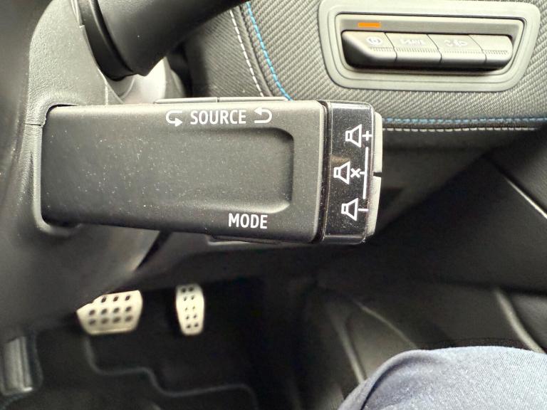 2025 Renault Symbioz techno esprit Alpine E-Tech full hybrid 145 ^MY2 HATCHBACK Petrol/Electric H...