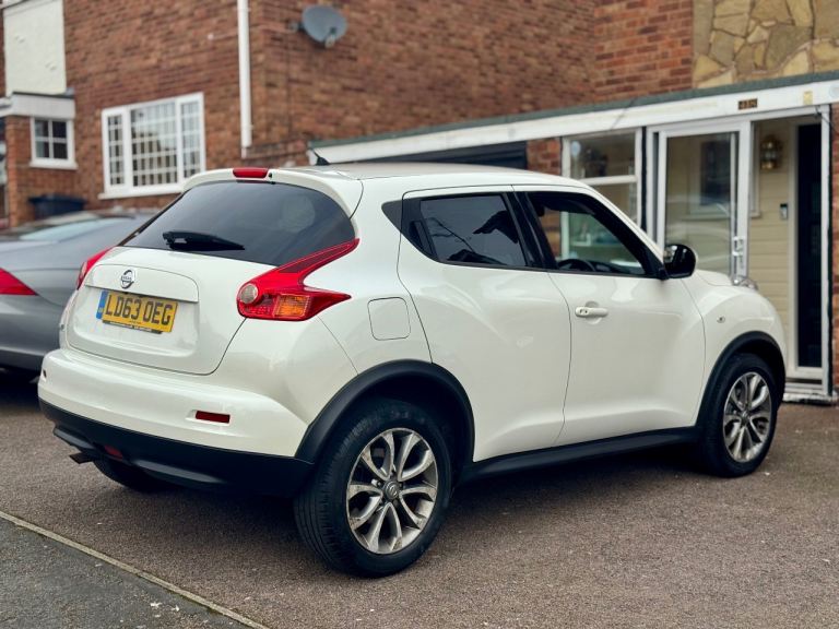 Nissan, JUKE, Hatchback, 2013, Semi-Auto, 1598 (cc), 5 doors