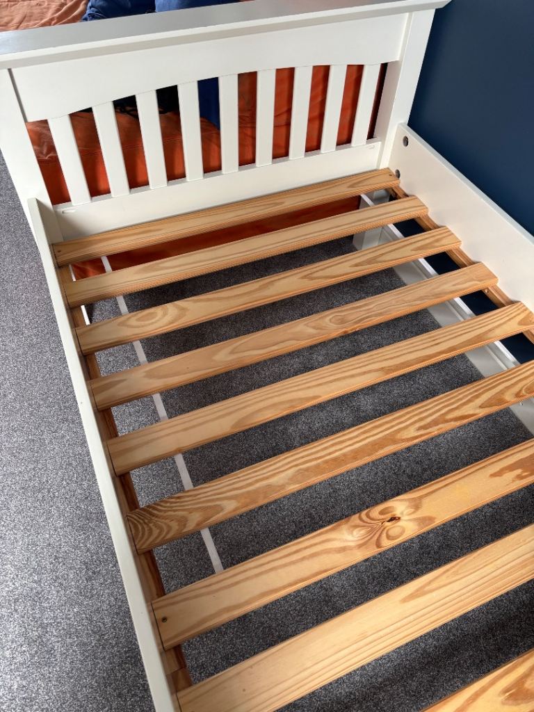 SOLD White Wooden Single Bed Frame with Slats – Good Condition