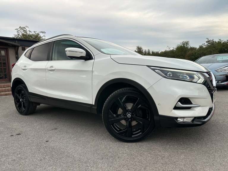 2017 Nissan Qashqai 1.5 dCi Tekna 5dr HATCHBACK Diesel Manual