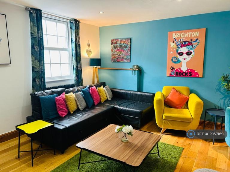 3 bedroom house in Marine Terrace Mews, Brighton, BN2 (3 bed) (#2957169)
