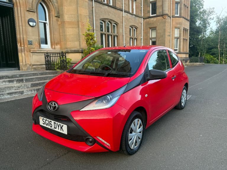 1 Lady Owner Toyota Aygo With Full Toyota Service History 