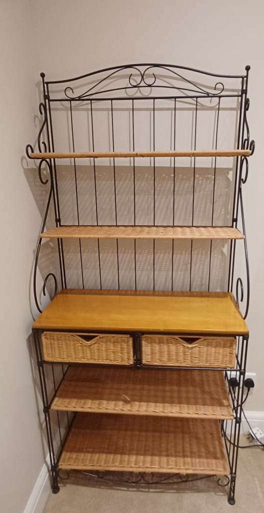 Shelf/drawer/bookcase