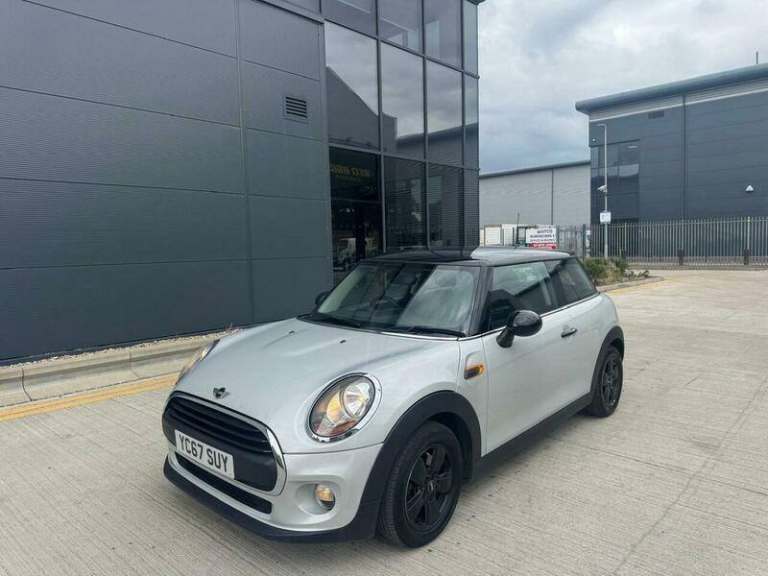 2017 MINI Hatch 1.5 Cooper Euro 6 (s/s) 3dr HATCHBACK Petrol Manual
