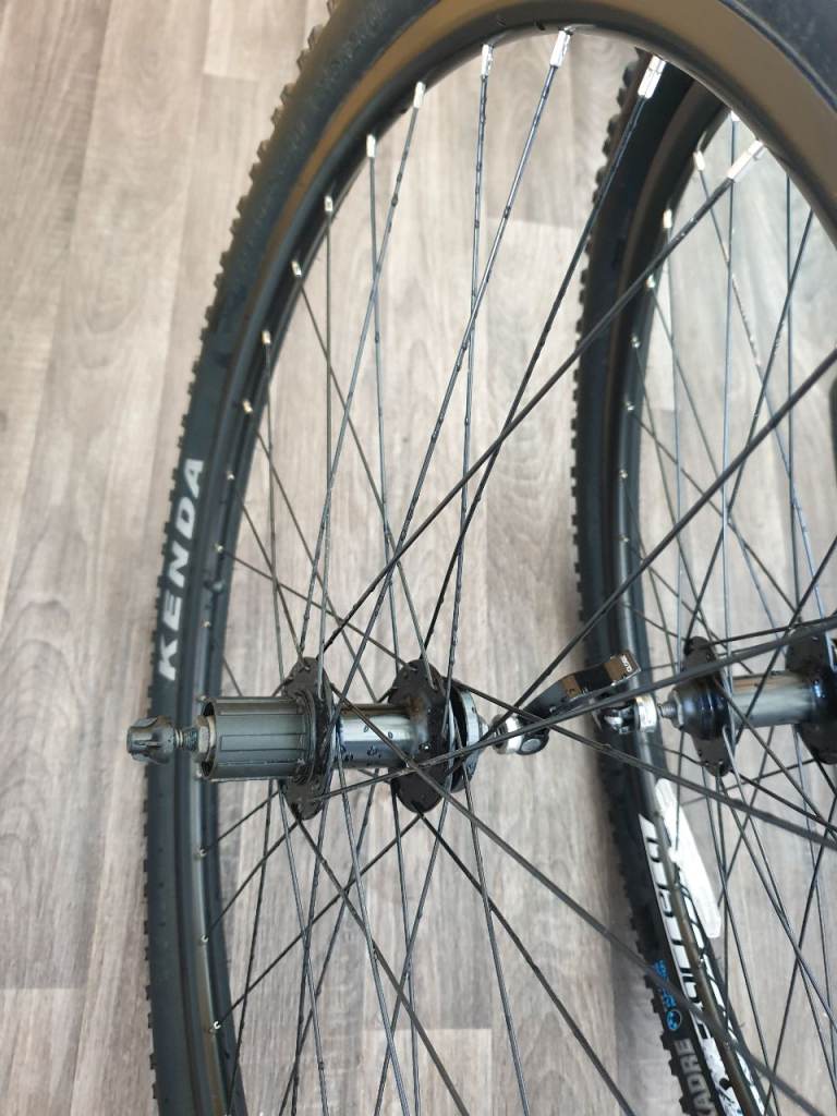 27.5 wheels mountain bike for disc brakes. 27.5 inch MTB wheels