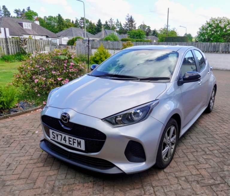 Mazda, 2 Hybrid, Hatchback, 2024, Semi-Auto, 1490 (cc), 5 doors