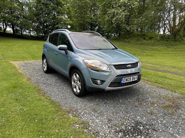 Ford, KUGA, TITANUM 4x4 x2 key  fsh 