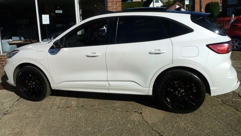 Ford, KUGA, Hatchback, 2023, Other, 2498 (cc), 5 doors