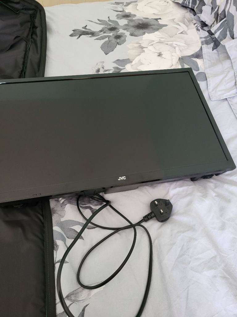 JVC 26" Smart TV