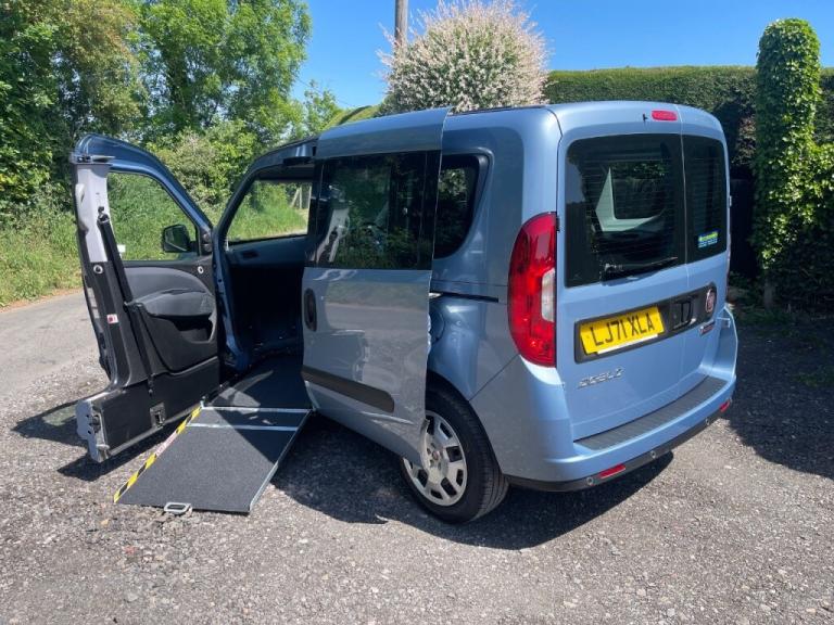  Fiat Doblo 1.3 Multijet 16V 95 S/S RIDE UPFRONT WHEELCHAIR ACCESSIBLE VEHICLE