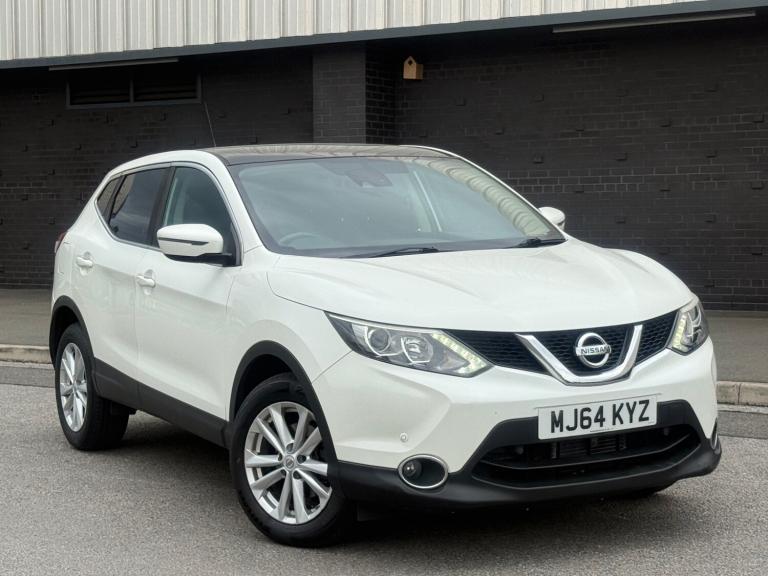 2014 Nissan Qashqai 1.6 dCi Acenta Premium 5dr Xtronic HATCHBACK Diesel Automatic