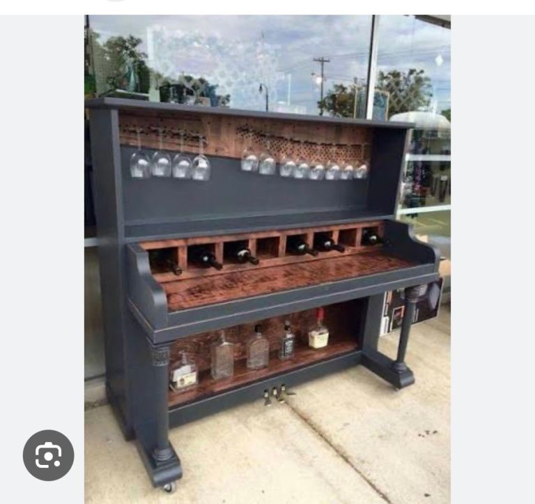 Free Piano - perfect for refurb or retune 