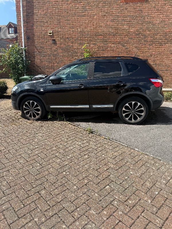 Nissan Qashqai 1.5 dCi 360 – FL63 SXG – 2013 (spares or repair)