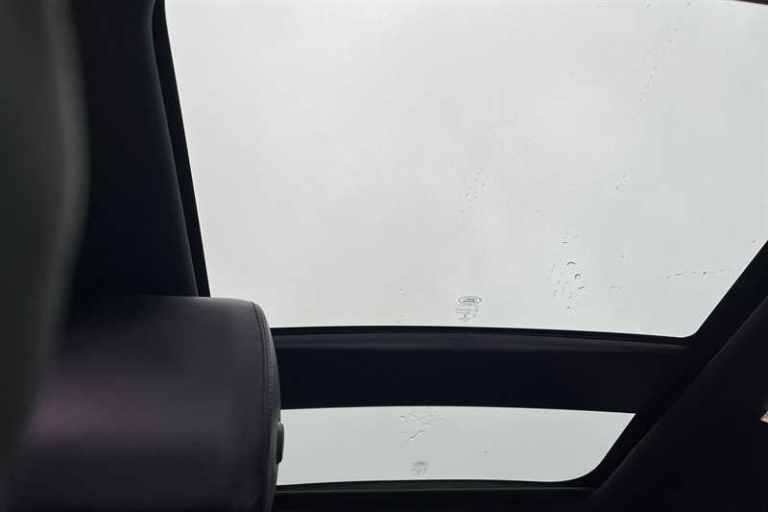 2021 Land Rover Range Rover Evoque 2.0 P250 R-DYNAMIC HSE 5DR AUTO 4x4 Petrol Automatic