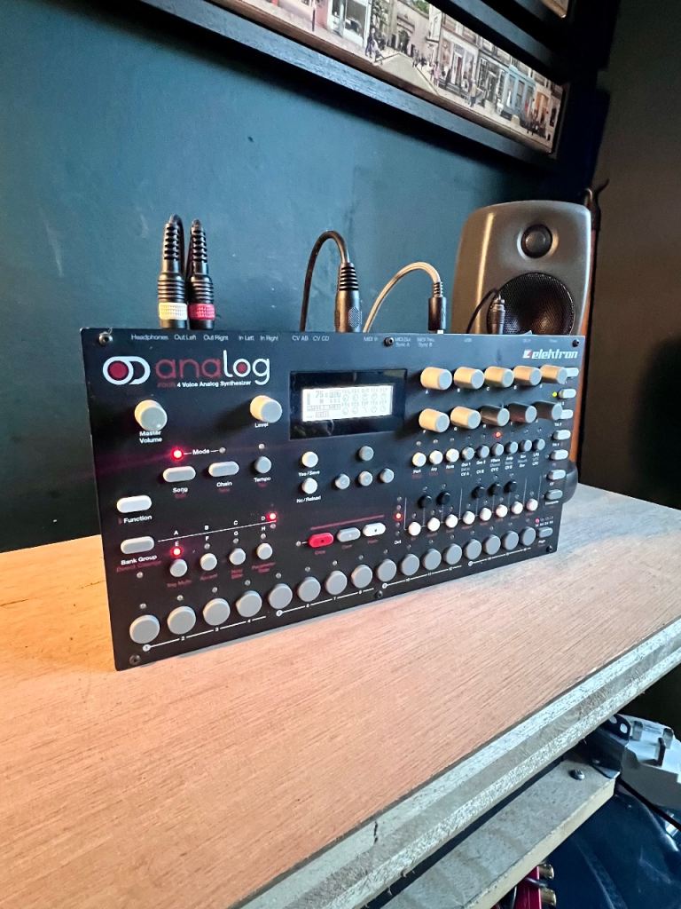 Elektron Analog Four Mk 1