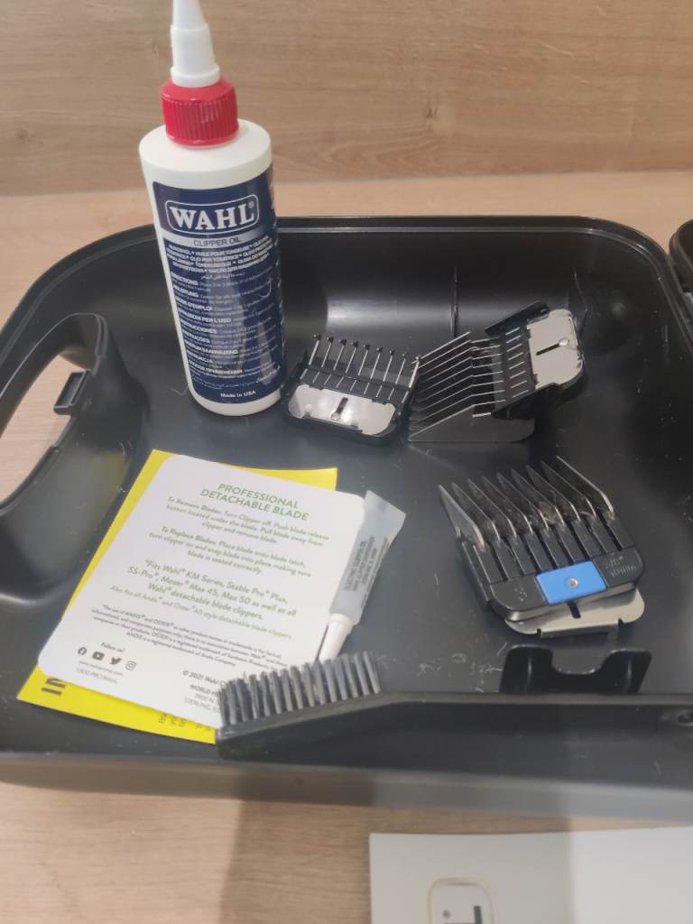 Wahl KM-SS Corded Dog Clipper Kit
