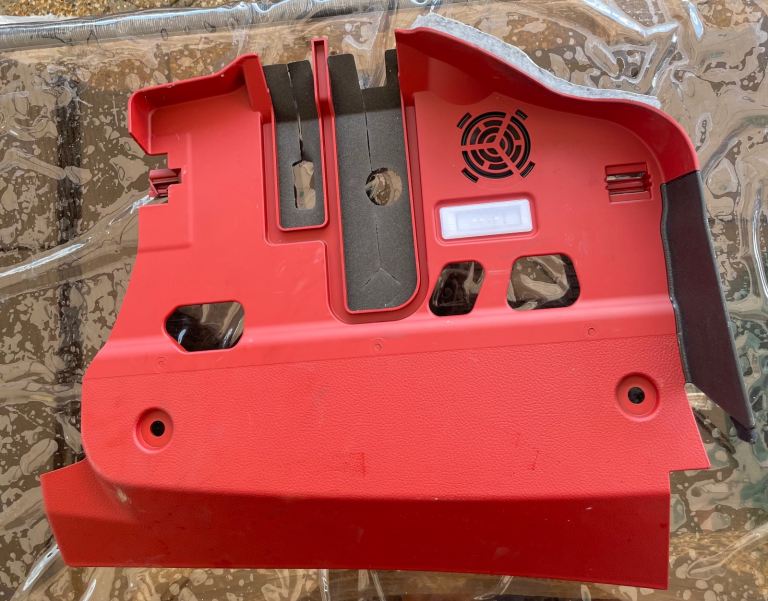 image for BMW 4 SERIES DASHBOARD FOOTWELL TRIM & SPEAKER