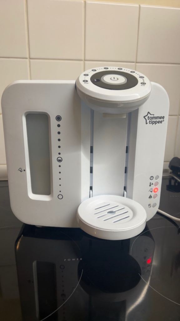 Tommee Tippee Perfect Prep Day & Night Machine – White, Good Condition