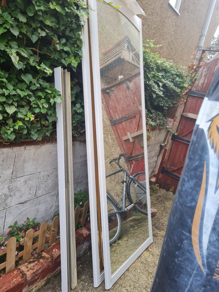 Large mirrors ideal for gym