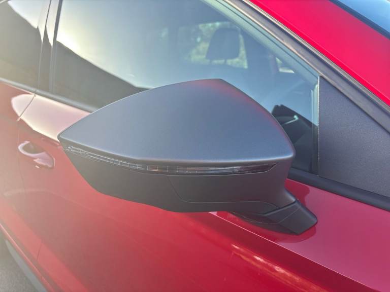 2025 SEAT Ateca 1.5 TSI EVO FR Black Edition 5dr Estate PETROL Manual