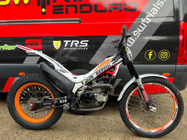 2022 Honda Montesa Cota Repsol 4RT 301RR 298cc Trials Bike - Top Spec SHOWA 