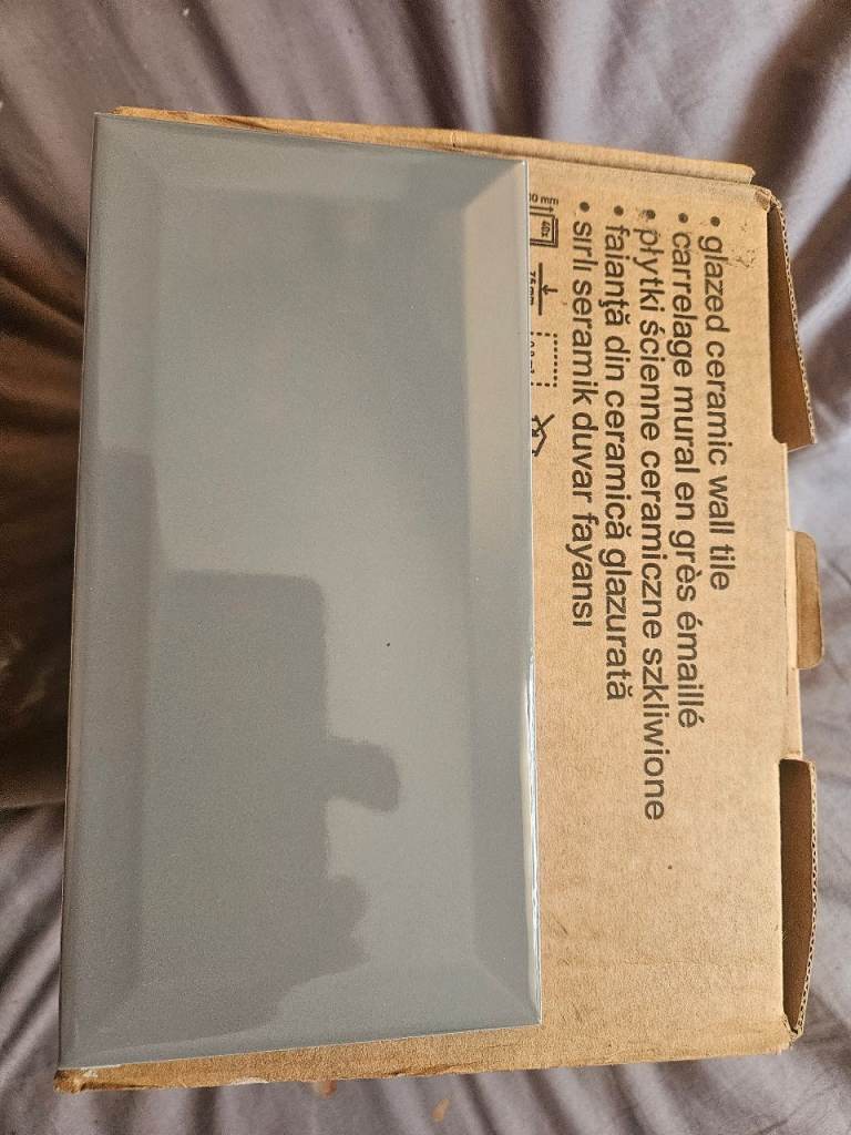 20 X Boxes of Trentie Anthracite Gloss Wall Tiles