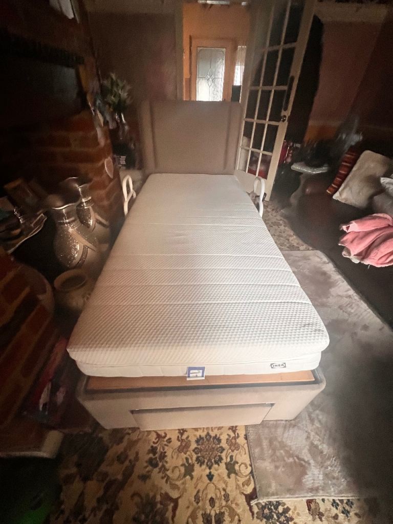 Single electric bed