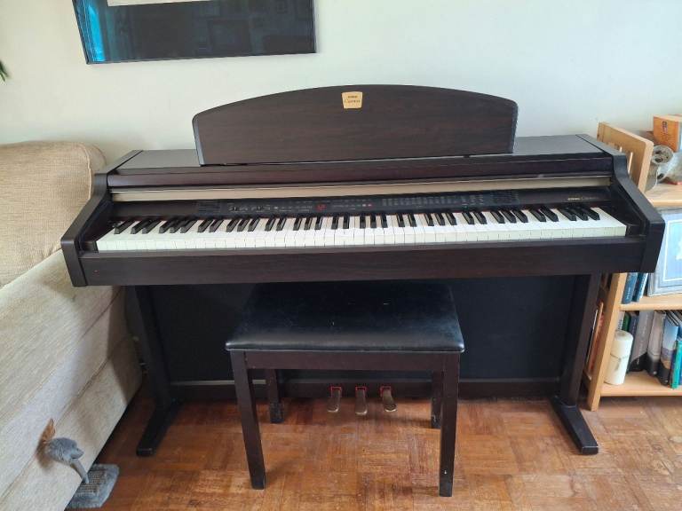 Yamaha Clavinova CLP-950