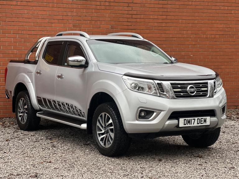 2017 Nissan Navara Double Cab Pick Up Tekna 2.3dCi 190 4WD Auto PICK UP DIESEL Automatic